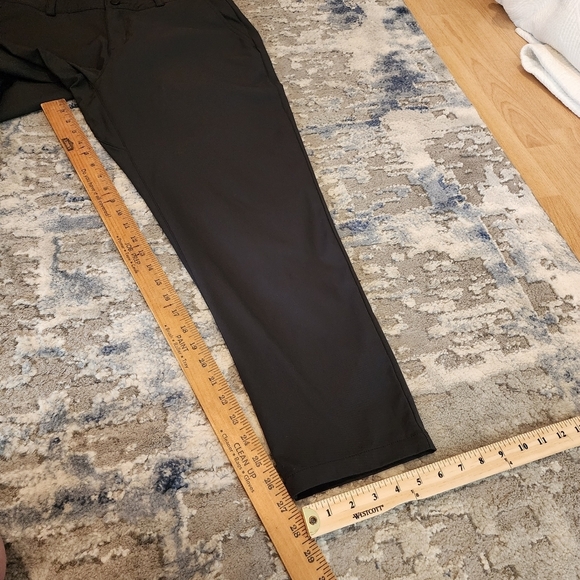 The North Face flashdry charcoal grey pants.  Size 12. - Picture 14 of 15